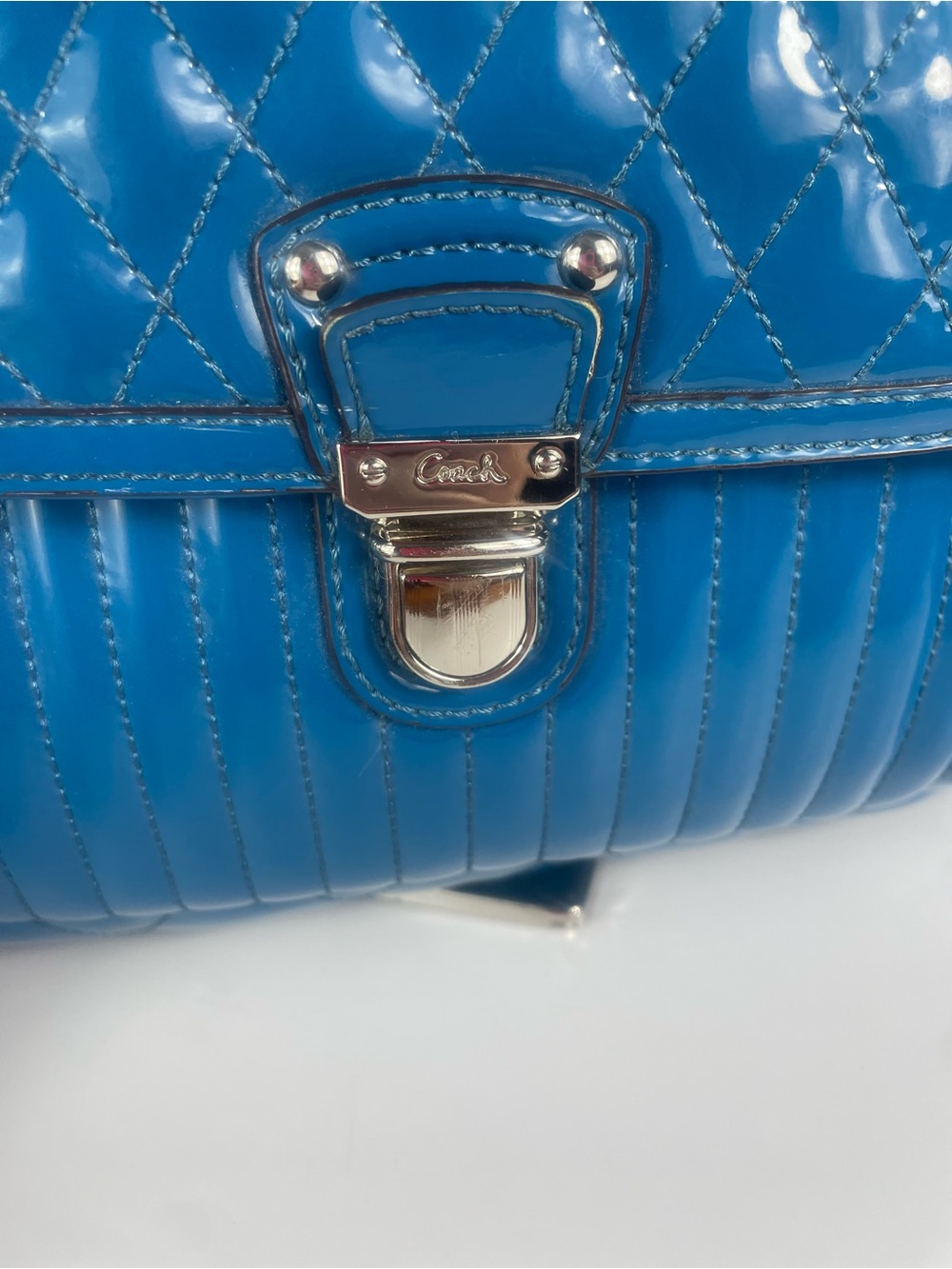 Coach Poppy Liquid Gloss Rare Teal Patent Leather Quilted Bag Y2K - Picture 6 of 14